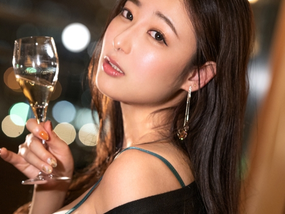 【松岡すず×密会】エチエチで妖艶なお姉さんが大人な密会デート！欲望に任せ淫らにカラダを絡ませ合う！