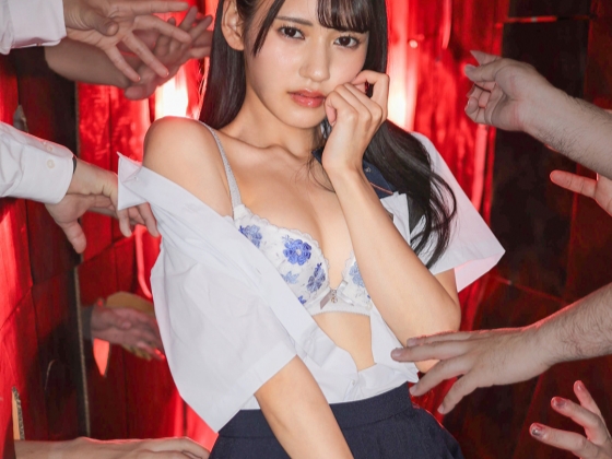 【八掛うみ×コスプレ】圧倒的美少女の八掛うみちゃんと色んなシチュエーションでエッチ！キュートなカラダで感じる姿に大興奮！