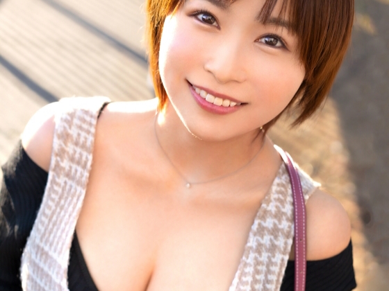 【河合あすな×淫乱】エロすぎ巨乳ムスメの河合あすながスケベな格好でイキ乱れる！濃密セックスに大興奮でパイ射フィニッシュ、