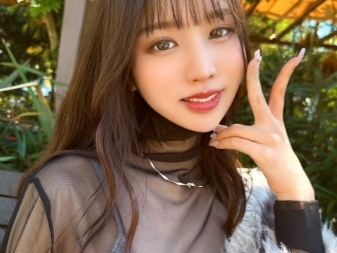 【素人×巨乳】溢れ出る性欲がエロすぎる巨乳ムスメとねっとり性交！『イッちゃうイッちゃう！』と喘ぎ乱れちゃう！