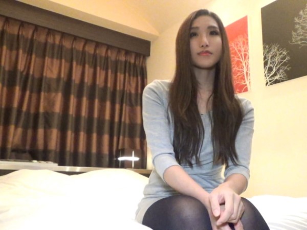 【エステティシャンの本性】大人の色気ムンムンなお姉さんが、手マンで大洪水！連続アクメで感じまくり、ハメ撮りセックスで本気の喘ぎ声を晒しちゃう！♡