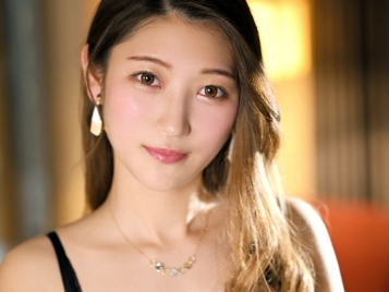 【美巨乳お姉さんの淫靡な誘惑】『ワキも感じるの…』超絶美人なお姉さんが肉棒で激しく突かれ、敏感なマ●コを手マンで責められ、我慢できず大量の愛液を噴出！エロすぎるワキと美巨乳がたまらない！