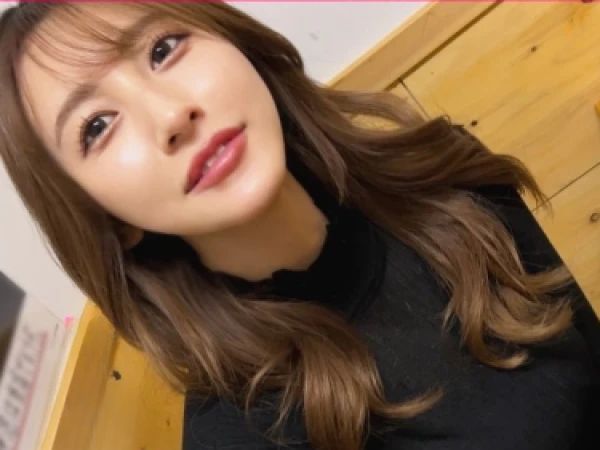 【禁断の不倫】ご無沙汰な美人妻が同級生と火遊び！S級美ボディが他人チンポに溺れ、うっとり痙攣しながら快感に悶える！旦那には見せられない淫乱な姿に興奮MAX♡