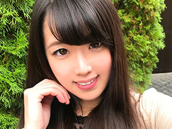 【素人女子のポルチオ絶頂】部屋中に響く激しいピストン音！甘い声で感じまくる彼女が、もっと激しく刺激してと懇願する、エロすぎるSEX！！♡