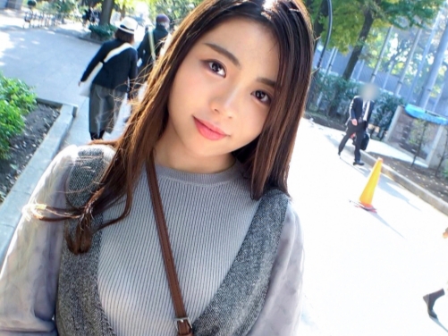 【街角ナンパ】上品なお姉さん、実はエッチなカラダ！美乳の清楚系お姉さんを口説いて、服を脱がせたらスレンダー美ボディに大興奮！硬くなったチンコで激しく突きまくる！♡