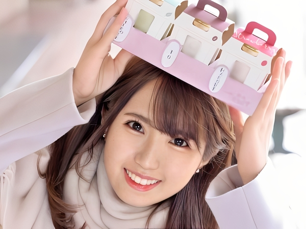 【巨乳】和久井美兎ちゃんとイチャラブエッチ♡正常位で膣奥までチンポを挿入されると身体を小刻みに震わせ感じる♡