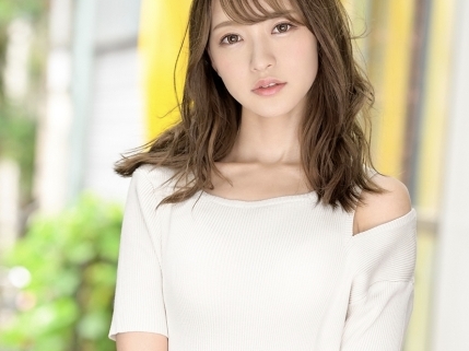 【流川夕×素人】細見で可愛すぎる流川夕ちゃんが素人男性とセックス！おマンコを擦られる快感に乱れまくる！