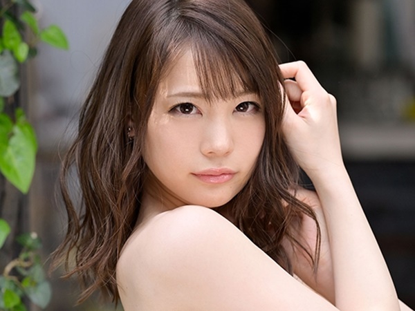 【美顔にザーメンシャワー】『やだ…汚れちゃう…』整った顔立ちの美少女が、背徳の3Pでドロドロに！濃厚なザーメンを顔中にぶっかけられ、快感に悶える！