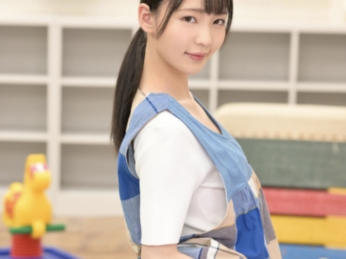 【美ノ嶋めぐり×痴女】淫乱すぎるドスケベ保母さんがイクメンパパとセックスしちゃう！肉棒にまたがり腰振り騎乗位！