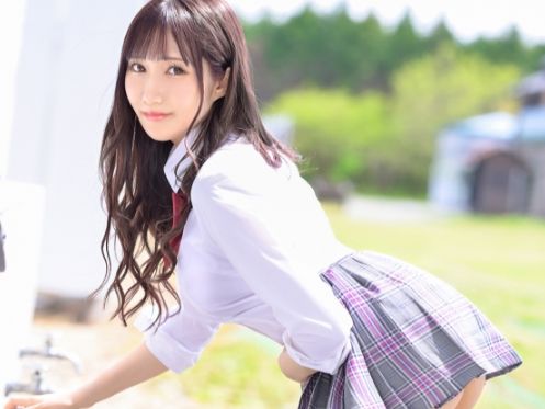 【隣の席のからかい上手】『やめてよ…でも気持ちいい…』クラスの人気者・齋藤さんが度を超えたイタズラで大胆エッチ！授業中なのに制服を乱し、敏感なおまんこを責められ、思わず本気で感じちゃう！？