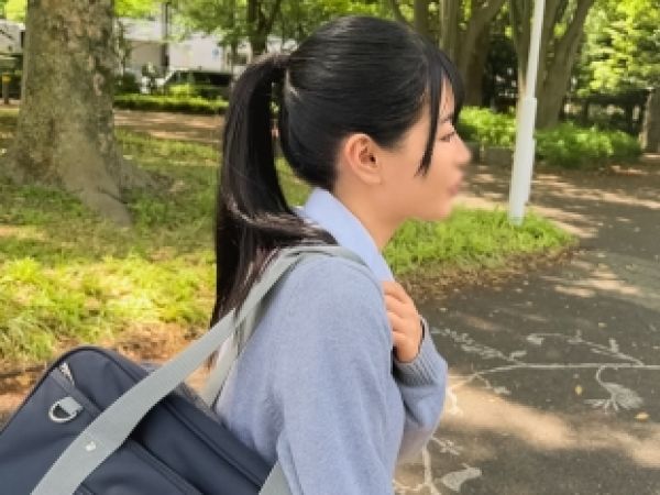 【バスケ部美少女の秘密】『ユニフォーム脱がさないで…』美尻スレンダーな女子高生が部活後にエッチな着衣プレイ！プリケツを揉みしだかれ、ユニフォームをずらしての生ハメセックスに悶絶！♡